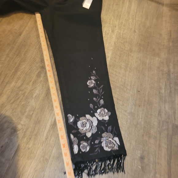HSN Diane Gilman  Skinny BLACK JEAN DG2 Floral Embroidery Bead Fringe size 1 New - Picture 8 of 8
